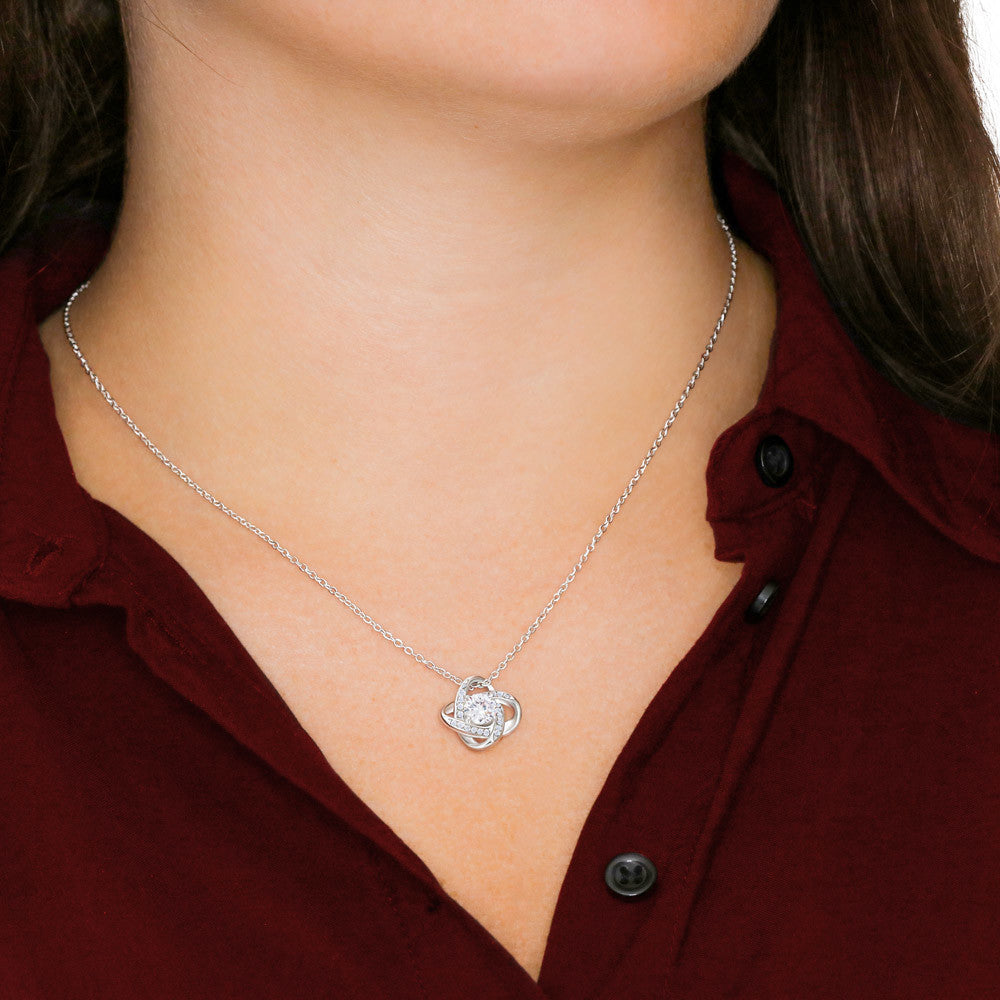Heartfelt Gold Necklace for Mom